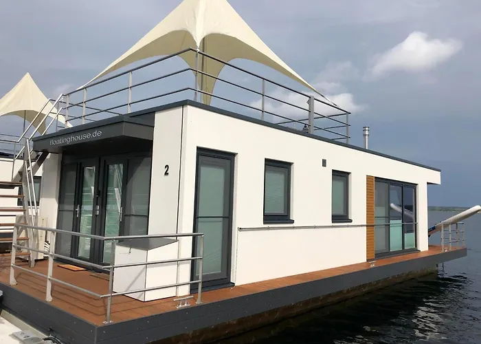 Hausboot Lutki - Lp2 بوتيل فتشاو